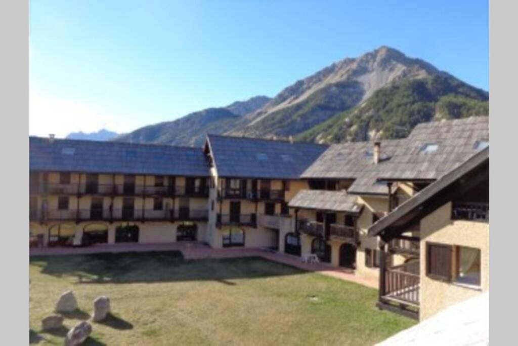 Loue Studio De Vacances Renove A Nevache Bagian luar foto